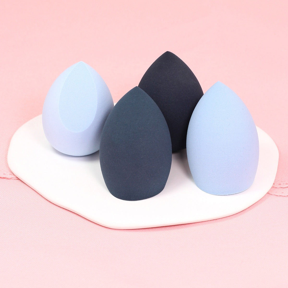 Patented box 4 powder puffs set