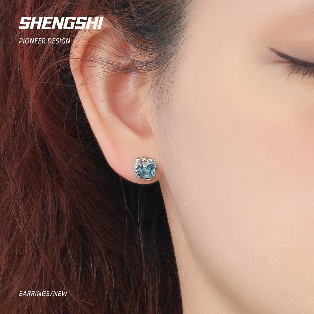 [F69]Metallic Lava Irregularly Inlaid with Cubic Gemstone Niche Earrings SSED-45