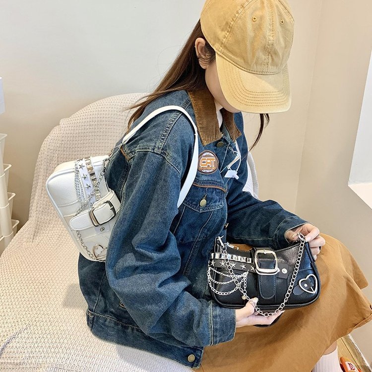 [G9]Y2K Hot Girl Motorcycle Chain Saddle Bag